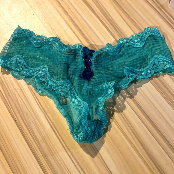 Never Worn VS lace up panties - Picture 2 of 2